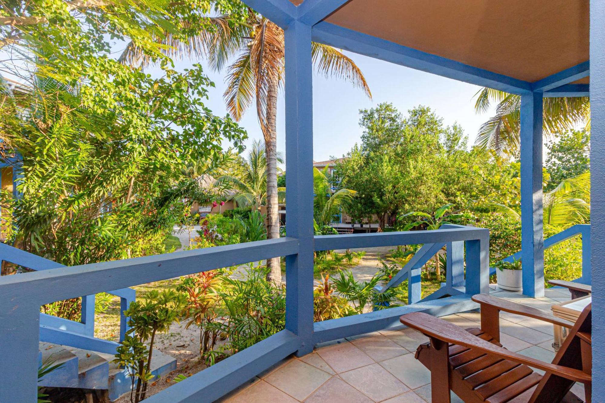 White Sands Cove San Pedro  Rum bild